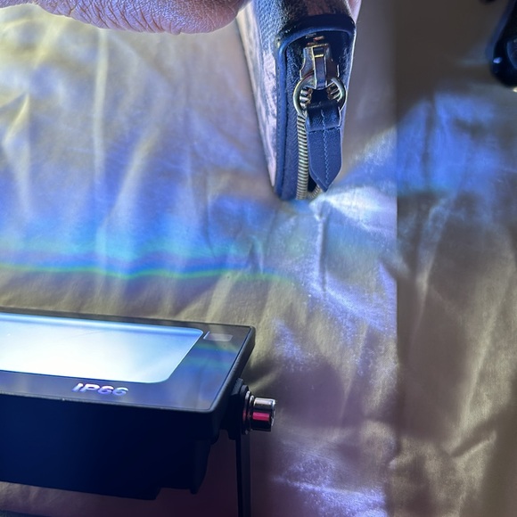 Gucci authentic long wallet - Picture 8 of 8